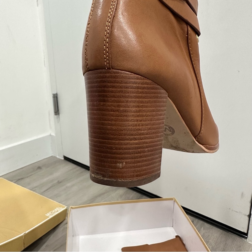 Michael Kors boots - Picture 11 of 16